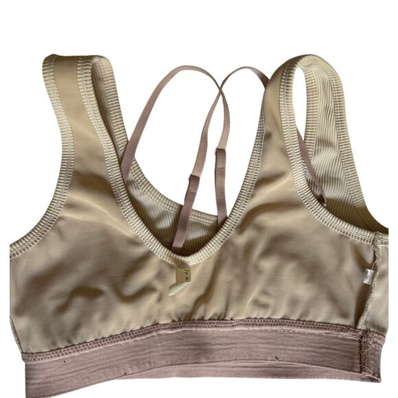 Free People M Cross back design layered pink & cream activewear - Picture 4 of 9